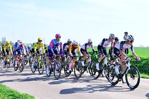 Grand Prix de Denain - Porte du Hainaut 2026 Cycling Race DENAIN, FRANCE - MARCH 19 : illustration picture peloton during the 67th edition of Grand Prix de Denain - Porte du Hainaut an UCI ProSeries 1.Pro one day cycling road race for Men Elite of km with start in Denain and finish in Denain on March 19, 2026 in Denain, France, 19 03 2026 ( Motordriver Pieter Vanherzeele - Denain France  Copyright: xJanxDexMeuleneirx