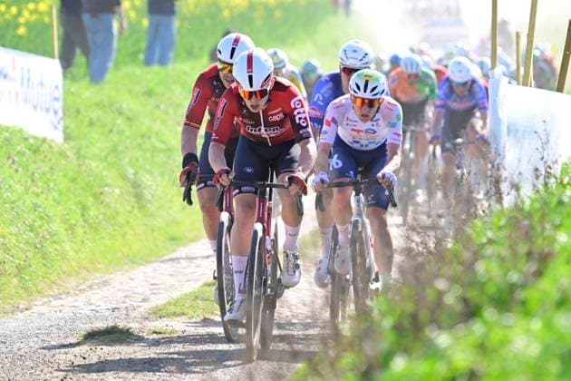 Grand Prix de Denain - Porte du Hainaut 2026 Cycling Race DENAIN, FRANCE - MARCH 19 : Dolven Halvor (NOR) of Lotto - Intermarche and De Lie Arnaud (BEL) of Lotto - Intermarche during the 67th edition of Grand Prix de Denain - Porte du Hainaut an UCI ProSeries 1.Pro one day cycling road race for Men Elite of km with start in Denain and finish in Denain on March 19, 2026 in Denain, France, 19 03 2026 ( Motordriver Pieter Vanherzeele - Denain France  Copyright: xJanxDexMeuleneirx