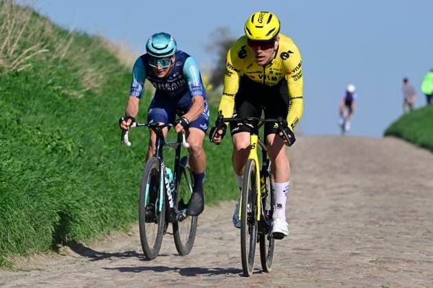 Grand Prix de Denain - Porte du Hainaut 2026 Cycling Race DENAIN, FRANCE - MARCH 19 : Hagenes Per Strand (NOR) of Team Visma I Lease a Bike and Segaert Alec (BEL) of Bahrain - Victorious during the 67th edition of Grand Prix de Denain - Porte du Hainaut an UCI ProSeries 1.Pro one day cycling road race for Men Elite of km with start in Denain and finish in Denain on March 19, 2026 in Denain, France, 19 03 2026 ( Motordriver Pieter Vanherzeele - Denain France  Copyright: xJanxDexMeuleneirx