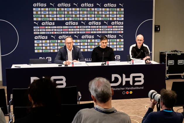 Dortmund Handball international match Germany Egypt from left Chairman DHB Mark Schober, DHB Director Sport Ingo Meckes, DHB Communications Tim Oliver Kalle Dortmund Westfalenhalle North Rhine-Westphalia Germany