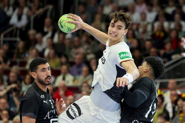 Yehia Haled Egypt , Julian Koester Germany and Mohamed Emad Egypt battle for the ball, Handball International Friendly, Germany v Egypt, Westfalenhalle, March 19, 2026 in Dortmund, Germany Photo by Marco Steinbrenner DeFodi Images Yehia Haled Egypt , Julian Koester Germany and Mohamed Emad Egypt battle for the ball, Handball International Friendly, Germany v Egypt, Westfalenhalle, March 19, 2026 in Dortmund, Germany Photo by Marco Steinbrenner DeFodi Images