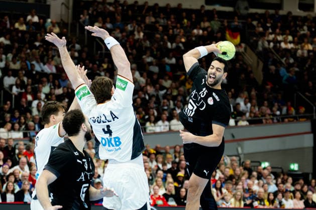 Dortmund 19 03 2026, Handball, Men, International match, Germany Egypt Ahmed Hesham Egypt, 15 throwing from the back Johannes Golla Germany, 4 Dortmund Westfalenhalle NRW Germany
