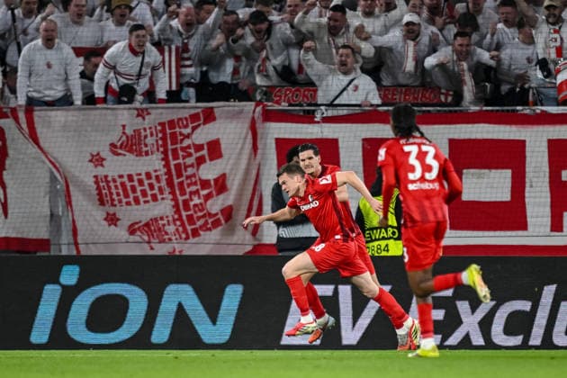 Matthias Ginter SC Freiburg celebrates after scoring his team s first goal during the UEFA Europa League 2025 26 Round of 16 Second Leg match between SC Freiburg and KRC Genk at Stadion am Wolfswinkel on March 19, 2026 in Freiburg im Breisgau, Germany Photo by Harry Langer DeFodi Images