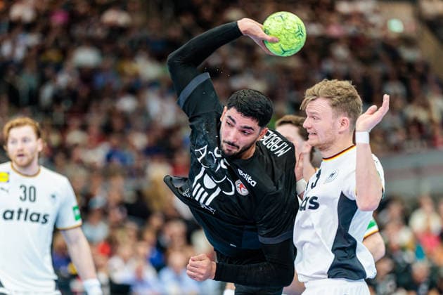 v l Mahmoud Abdelaziz Egypt, 35 , Timo Kastening Germany, 73 GER, Germany GER vs Egypt EGY , Handball, international match, 2025 2026 season, 19 03 2026 GER, Germany GER vs Egypt EGY , Handball, international match, 2025 2026 season, 19 03 2026 Dortmund Copyright: xEibner-Pressefoto JanxRollingerx EP_JSK