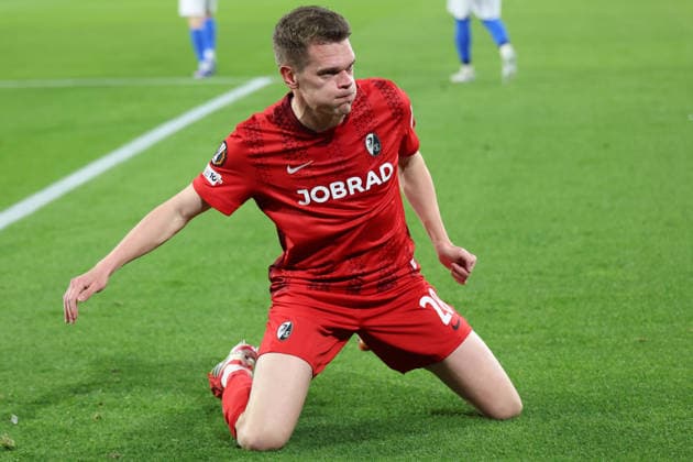 19 03 2026, xrekx, Football UEFA Europa League, SC Freiburg KRC Genk v l Torjubel nach dem Tor zum celebrating the goal celebrate 1 0 durch Matthias Ginter SC Freiburg DFL DFB REGULATIONS PROHIBIT ANY USE OF PHOTOGRAPHS as IMAGE SEQUENCES and or QUASI VIDEO Freiburg