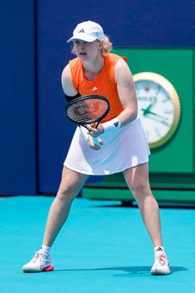 March 19, 2026, Miami Gardens, Florida, USA: Francesca Jones (GBR) returns a shot to Venus Williams (not pictured) during the first round of the 2026 Miami Open presented by Itau at Hard Rock Stadium. TENNIS 2026: Miami Open - Round 1.  - ZUMAw109 20260319_fap_w109_002 Copyright: xDebbyxWongx