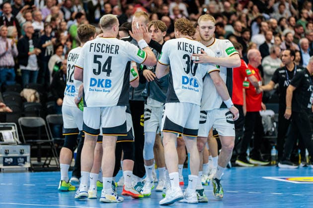 Victory celebration after 41 38 victory, Germany GER, Germany GER vs Egypt EGY , handball, international match, season 2025 2026, 19 03 2026 GER, Germany GER vs Egypt EGY , handball, international match, season 2025 2026, 19 03 2026 Dortmund Copyright: xEibner-Pressefoto JanxRollingerx EP_JSK