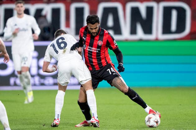UEFA Europa League FC Midtjylland Nottingham Forest FC Midtjylland s Junior Brumado in action with Nottingham Forest s Nicolas Dominguez during the match between FC Midtjylland and Nottingham Forest in the Europa League 2nd match at MCH Arena in Herning on Thursday, March 19, 2026 Photo Bo Amstrup Ritzau Scanpix , Herning Denmark Mors  Copyright: BoxAmrstrupx xRitzauxScanpix BoxAmstrupx spdk20260319-194541-L