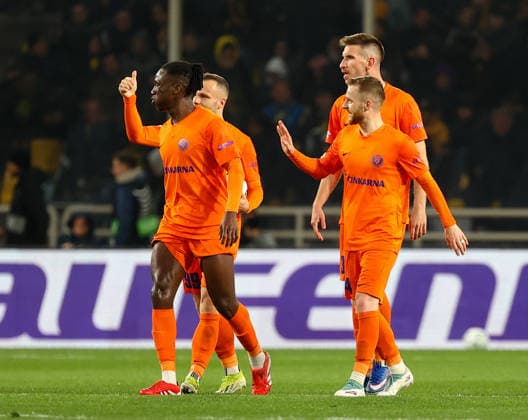 AEK Athens v NK Celje UEFA Europa League Rudi Pozeg Vancas of NK Celje celebrates scoring a goal with his team mates during the UEFA Europa League Round of 16 Second Leg match at Allwyn Arena, Athens 19 03 2026 UK Newspapers OUT Copyright: xYannisxHalasx FIL-23160-0038