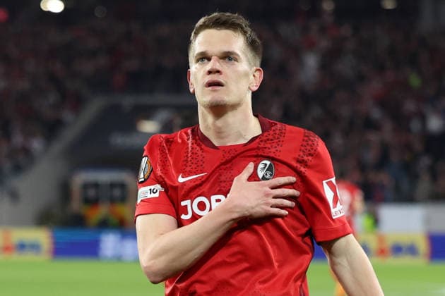 19 03 2026, xrekx, Football UEFA Europa League, SC Freiburg KRC Genk v l Torjubel nach dem Tor zum celebrating the goal celebrate 1 0 durch Matthias Ginter SC Freiburg DFL DFB REGULATIONS PROHIBIT ANY USE OF PHOTOGRAPHS as IMAGE SEQUENCES and or QUASI VIDEO Freiburg