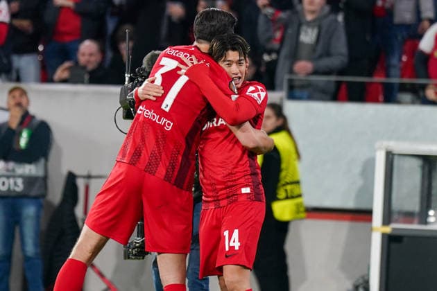Germany Soccer UEFA Europa League 2025 2026, Round of 16 SC Freiburg vs KRC Genk Europa Park Stadium Goal and goal celebration to 4 1 by Yuito Suzuki SC Freiburg, 14 Joy, emotions, cheering, gesture, gesture, emotion, facial expression, facial expression Copyright: xJOERANxSTEINSIEKx