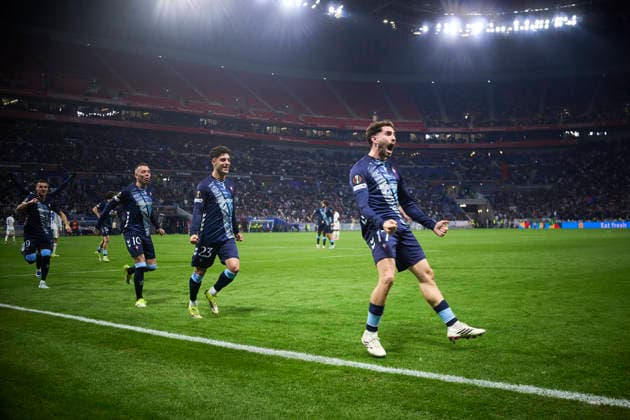 Olympique Lyonnais v Real Club Celta - Europa League DECINES-CHARPIEU, FRANCE - MARCH 19: Javi Rueda of Celta de Vigo celebrates after scoring his team s first goal during the UEFA Europa League 2025 26 Round of 16 Second Leg match between Olympique Lyonnais and Real Club Celta at OL Stadium on March 19, 2026 in Decines-Charpieu, France. DECINES-CHARPIEU OL Stadium Spain Copyright: xDiegoxSimonx