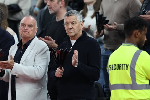 Herbert Hainer FC Bayern Muenchen, President with clapper, GER, FC Bayern Basketball vs Dubai Basketball, Basketball, Euroleague, 32 Matchday, Season 2025 2026, 19 03 2026, GER, FC Bayern Basketball vs Dubai Basketball, Basketball, Euroleague, 32 Matchday, Season 2025 2026, 19 03 2026 Muenchen Copyright: xEibner-Pressefoto JennixMaulx EP_JML