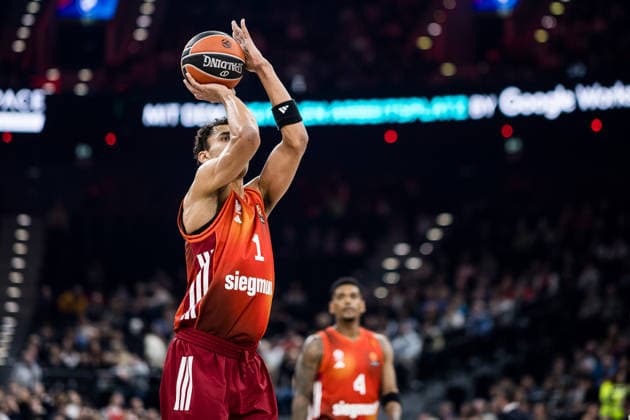 MUNICH, GERMANY - MARCH 19: Oscar da Silva (FC Bayern Muenchen, 1) on the freethrow line during the Turkish Airlines EuroLeague match between FC Bayern Muenchen vs.Dubai Basketball at SAP Garden on round 32 of Turkish Airlines EuroLeague on March 19, 2026 in Munich, Germany. Bavaria Germany Copyright: xSteffiexWunderlx