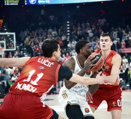 from left Vladimir LUCIC Muenchen , Dwayne BACON Dubai , Neno DIMITRIJEVIC Muenchen , Basketball, Euro League, 2025 26, FC Bayern München vs Dubai Basket, 19 03 26, SAP Garden, Muenchen Copyright: WolfgangxFehrmann