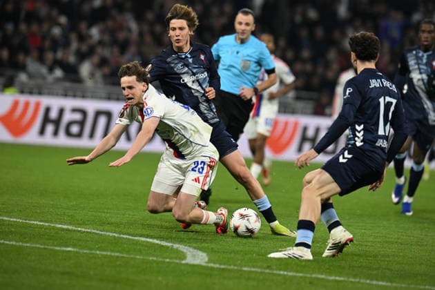 Football : Olympique Lyonnais v RC Celta Vigo - UEFA Europa League 19 03 2026 Tyler MORTON of Lyon during the second leg of the UEFA Europa League 2025 26 quarter-final between Olympique Lyonnais and RC Celta de Vigo, Spain, at the Groupama Stadium in DÃ cines-Charpieu, Lyon, on March 19, 2026 LYONFrance  Copyright: xMouradxAllilix