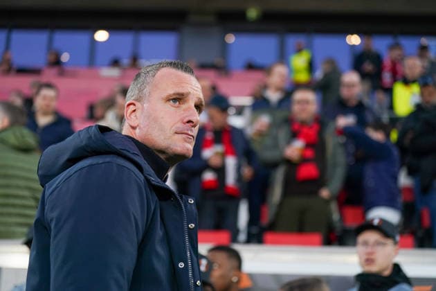 Germany Soccer UEFA Europa League 2025 2026, Round of 16 SC Freiburg vs KRC Genk Europa Park Stadium Nicky Hayen Coach, KRC Genk Facial expression, facial expression, emotion Copyright: xJOERANxSTEINSIEKx