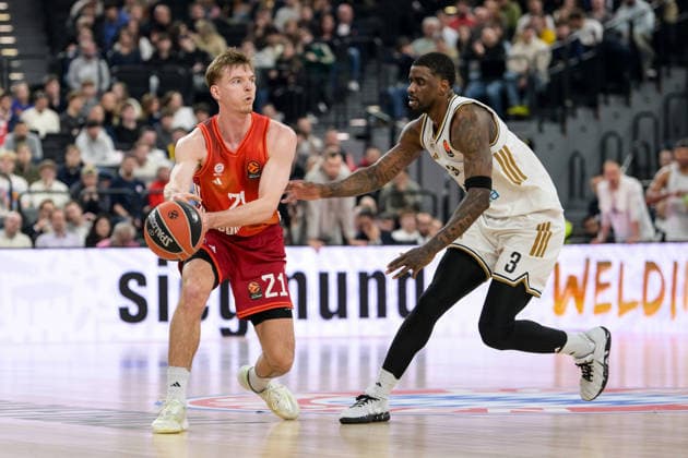 Basketball, Euroleague, 20260319, FC Bayern Munich Dubai Basketball In the picture from l Justus HOLLATZ Bayern, 21 , Dwayne BACON Dubai, 3 Munich SAP Garden Bayern Germany Copyright: Passion2Press.dex xMarkusxFischex