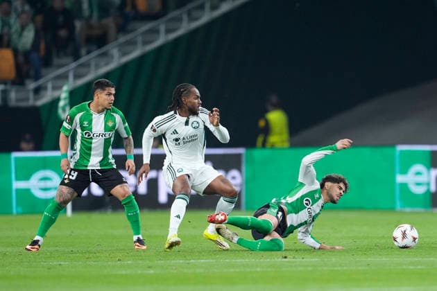 March 19, 2026, Sevilla, Sevilla, Spain: Abde Ezzalzouli of Real Betis Balompie and Renato Sanches of Panathinaikos FC in action during the UEFA Europa League 2025 26 Round of 16 Second Leg match between Real Betis Balompie and Panathinaikos FC at La Cartuja stadium on March 19, 2026, in Sevilla, Spain. Real Betis Balompie V Panathinaikos FC - UEFA Europa League  - ZUMAa181 20260319_zaa_a181_061 Copyright: xJoaquinxCorcherox