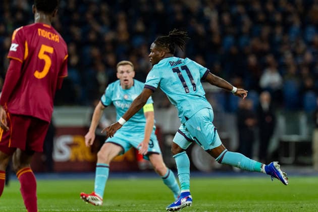 AS Roma v Bologna FC 1909 - UEFA Europa League 2025 26 Round of 16 Second Leg Jonathan Rowe of Bologna FC celebrates after scoring first goal during the UEFA Europa League 2025 26 Round of 16 Second Leg match between AS Roma and Bologna FC 1909 at Stadio Olimpico on March 19, 2026 in Rome, Italy. Roma Stadio Olimpico Roma Italy Copyright: xGiuseppexMaffiax 260319_UEL_Roma-Bologna_04689
