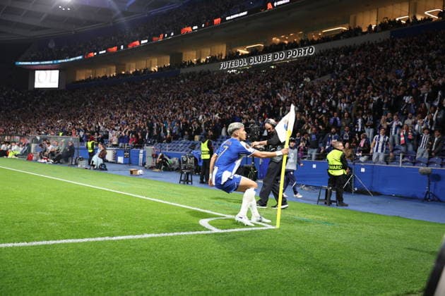 FC Porto v VfB Stuttgart - UEFA Europa League 2025 26 Round of 16 Second Leg William Gomes of FC Porto celebrates a goal during the UEFA Europa League match between FC Porto and VfB Stuttgart at Estadio Dragao in Porto, Portugal, on March 19, 2026. porto Portugal  Copyright: xLuisxEirasx originalFilename:eiras-uefaeuro260319_npyWs.jpg