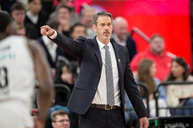 Basketball, Euroleague, 20260319, FC Bayern Munich Dubai Basketball In the picture Coach of Dubai Jurica GOLEMAC Munich SAP Garden Bayern Germany Copyright: Passion2Press.dex xMarkusxFischex