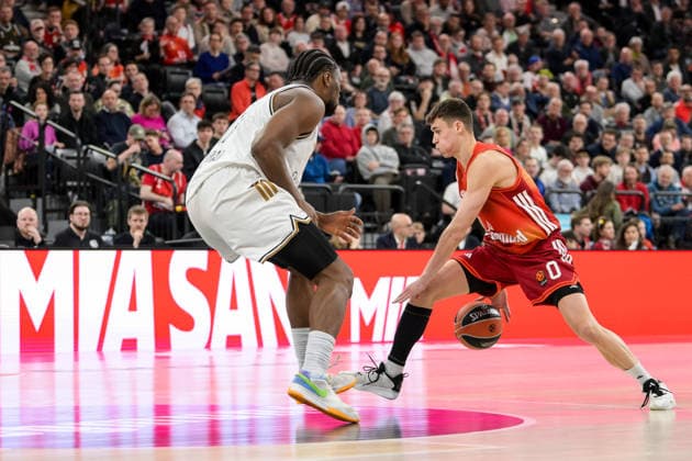 Basketball, Euroleague, 20260319, FC Bayern Munich Dubai Basketball Pictured from l Mfiondu KABENGELE Dubai, 17 , Neno DIMITRIJEVIC Bayern, 0 Munich SAP Garden Bayern Germany Copyright: Passion2Press.dex xMarkusxFischex