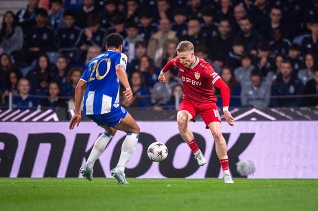 March 19, 2026, Porto, Porto, Portugal: PORTO, PORTUGAL - MARCH 18: CHRIS FUHRICH of VfB Stuttgart is seen on action during the UEFA Europa League 2025 26 Round of 16 second leg between FC Porto and VfB Stuttgart at Estadio do Dragao on March 19, 2026 in Porto, Portugal FC Porto X VfB Stuttgart - UEFA Europa League  - ZUMAl192 20260319_zsp_l192_050 Copyright: xMiguelxLemosx