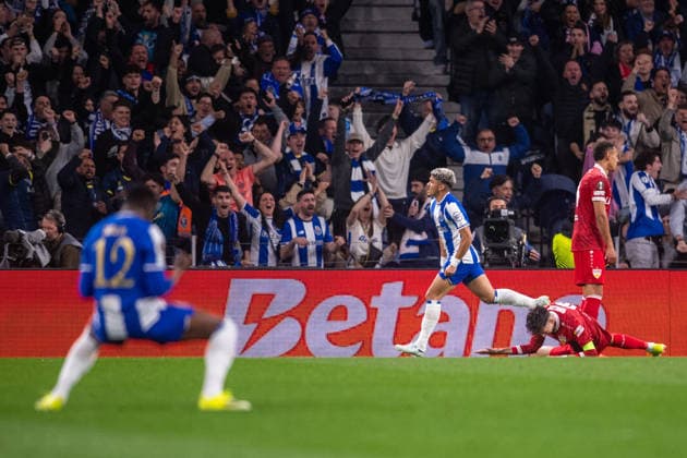 March 19, 2026, Porto, Porto, Portugal: PORTO, PORTUGAL - MARCH 18: WILLIAM GOMES from FC Porto is seen celebrating his goal during the UEFA Europa League 2025 26 Round of 16 second leg between FC Porto and VfB Stuttgart at Estadio do Dragao on March 19, 2026 in Porto, Portugal Porto Portugal - ZUMAl192 20260319_zsp_l192_036 Copyright: xMiguelxLemosx