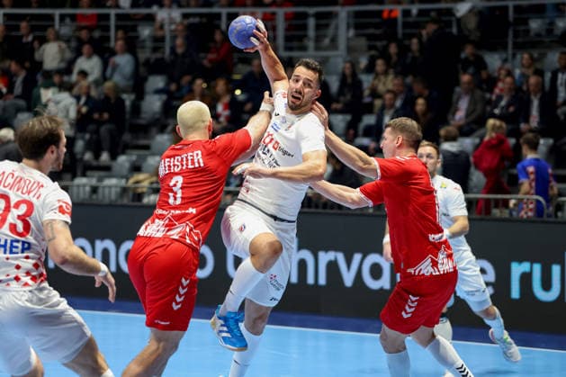 Croatia v Switzerland: International Friendly, Länderspiel, Nationalmannschaft Match Zvonimir Srna of Croatia shoots the ball during the International friendly match between Croatia and Switzerland at Kresimir Cosic Hall in Zadar, Croatia, on March 19, 2026 in Zadar, Croatia.  SimexZelic PIXSELL