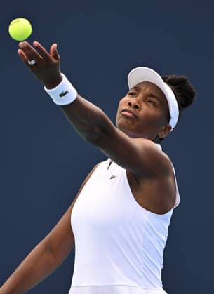 MIAMI GARDENS FL - MARCH 19: Venus Williams Vs Francesca Jones during first round match at The 2026 Miami Open held at Hard Rock Stadium on March 19, 2026 in Miami Gardens, Florida. Copyright: xmpi04x xMediaPunchx