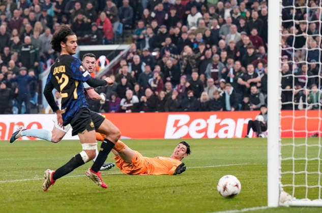 Birmingham, England, 19th March 2026. John McGinn of Aston Villa scores the first goal of the night during the Aston Villa vs LOSC Lille UEFA Europa League round of 16 match at Villa Park, Birmingham. Picture credit should read: Andrew Yates Sportimage EDITORIAL USE ONLY. No use with unauthorised audio, video, data, fixture lists, club league logos or live services. Online in-match use limited to 120 images, no video emulation. No use in betting, games or single club league player publications. SPI_056_AY_Villa_Lille SPI-4627-0057