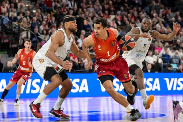 Basketball, Euroleague, 20260319, FC Bayern Munich Dubai Basketball Pictured from l Justin ANDERSON Dubai, 10 , Oscar DA SILVA Bayern, 1 Munich SAP Garden Bayern Germany Copyright: Passion2Press.dex xMarkusxFischex