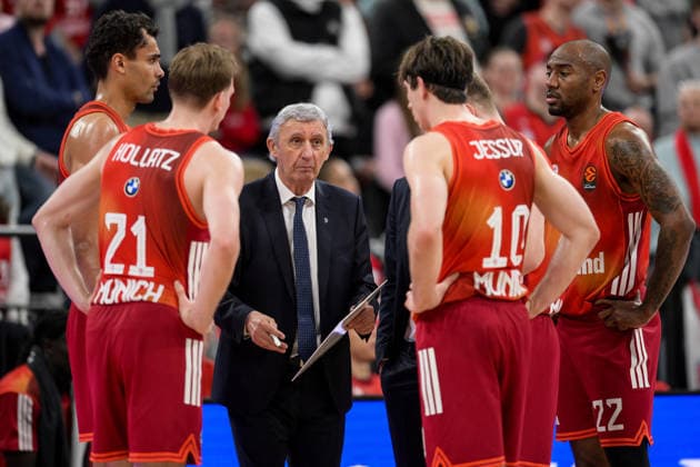 Basketball, Euroleague, 20260319, FC Bayern Munich Dubai Basketball In the picture Head Coach of Bayern Svetislav PESIC, Tactic Board Tactic Board Munich SAP Garden Bayern Germany Copyright: Passion2Press.dex xMarkusxFischex