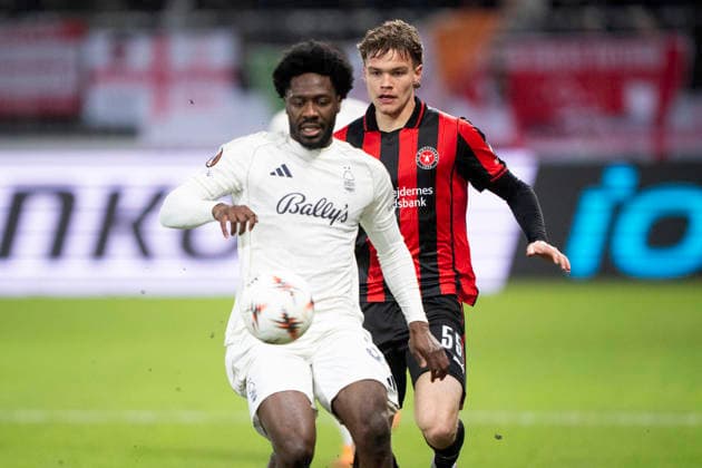 Europa League FC Midtjylland Nottingham Forest FC Midtjylland s Viktor Bak in action with Nottingham Forest s Ola Aina during the match between FC Midtjylland and Nottingham Forest in the Europa League 2nd match at MCH Arena in Herning on Thursday, March 19, 2026 Photo Bo Amstrup Ritzau Scanpix , Herning Denmark Mors  Copyright: BoxAmrstrupx xRitzauxScanpix BoxAmstrupx spdk20260319-221008-L