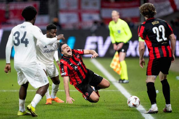 Europa League FC Midtjylland Nottingham Forest FC Midtjylland s Aral Simsir and Mads Bech in action with Nottingham Forest s Ibrahim Sangare and Ola Aina during the match between FC Midtjylland and Nottingham Forest in the Europa League 2nd match at MCH Arena in Herning on Thursday, March 19, 2026 Photo Bo Amstrup Ritzau Scanpix , Herning Denmark Mors  Copyright: BoxAmrstrupx xRitzauxScanpix BoxAmstrupx spdk20260319-221346-L