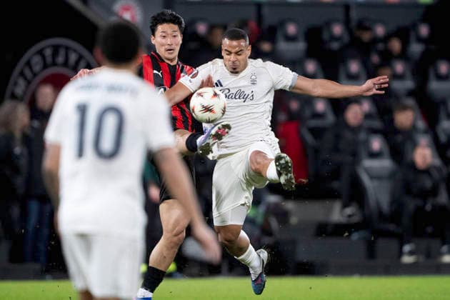 Europa League FC Midtjylland Nottingham Forest FC Midtjylland s Cho Gue Sung in action with Nottingham Forest s Murillo during the match between FC Midtjylland and Nottingham Forest in the Europa League 2nd match at MCH Arena in Herning on Thursday, March 19, 2026 Photo Bo Amstrup Ritzau Scanpix , Herning Denmark Mors  Copyright: BoxAmrstrupx xRitzauxScanpix BoxAmstrupx spdk20260319-221904-L