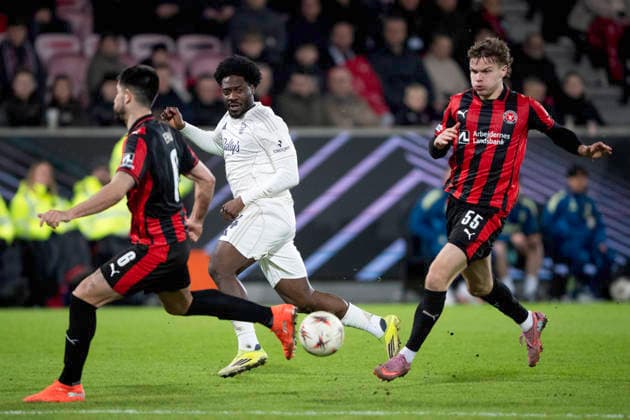 Europa League FC Midtjylland Nottingham Forest Nottingham Forest s Ola Aina in action with FC Midtjylland s Martin Erlic and Viktor Bak during the match between FC Midtjylland and Nottingham Forest in the Europa League 2nd leg at MCH Arena in Herning on Thursday, March 19, 2026 Photo Bo Amstrup Ritzau Scanpix , Herning Denmark Mors  Copyright: BoxAmrstrupx xRitzauxScanpix BoxAmstrupx spdk20260319-222425-L