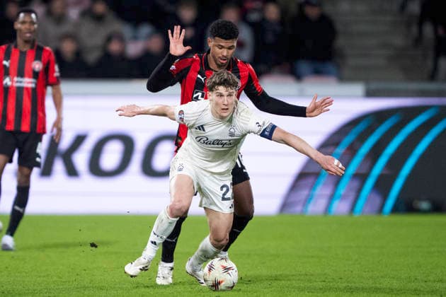 Europa League FC Midtjylland Nottingham Forest Nottingham Forest s Ryan Yates in action with FC Midtjylland s Pedro Bravo during the match between FC Midtjylland and Nottingham Forest in the Europa League 2nd leg at MCH Arena in Herning on Thursday, March 19, 2026 Photo Bo Amstrup Ritzau Scanpix , Herning Denmark Mors  Copyright: BoxAmrstrupx xRitzauxScanpix BoxAmstrupx spdk20260319-222443-L