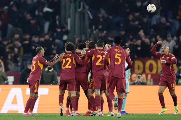 UEFA Europa League round of 16 second leg match AS Roma - Bologna Roma™s Italian midfielder Lorenzo Pellegrini celebrates after scoring a goal during UEFA Europa League round of 16 second leg match AS Roma - Bologna at Olimpico stadium on March 19, 2026 in Rome, Italy. _BPH9841 Copyright: xAntonioxBalascox