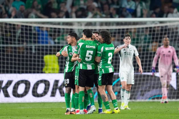 March 19, 2026, Sevilla, Sevilla, Spain: Sofyan Amrabat of Real Betis Balompie celebrates a goal during the UEFA Europa League 2025 26 Round of 16 Second Leg match between Real Betis Balompie and Panathinaikos FC at La Cartuja stadium on March 19, 2026, in Sevilla, Spain. Sevilla Spain - ZUMAa181 20260319_zaa_a181_140 Copyright: xJoaquinxCorcherox