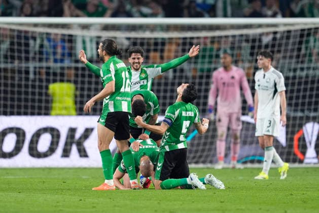 March 19, 2026, Sevilla, Sevilla, Spain: Sofyan Amrabat of Real Betis Balompie celebrates a goal during the UEFA Europa League 2025 26 Round of 16 Second Leg match between Real Betis Balompie and Panathinaikos FC at La Cartuja stadium on March 19, 2026, in Sevilla, Spain. Sevilla Spain - ZUMAa181 20260319_zaa_a181_144 Copyright: xJoaquinxCorcherox