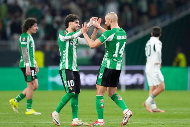 March 19, 2026, Sevilla, Sevilla, Spain: Sofyan Amrabat of Real Betis Balompie celebrates a goal during the UEFA Europa League 2025 26 Round of 16 Second Leg match between Real Betis Balompie and Panathinaikos FC at La Cartuja stadium on March 19, 2026, in Sevilla, Spain. Sevilla Spain - ZUMAa181 20260319_zaa_a181_152 Copyright: xJoaquinxCorcherox
