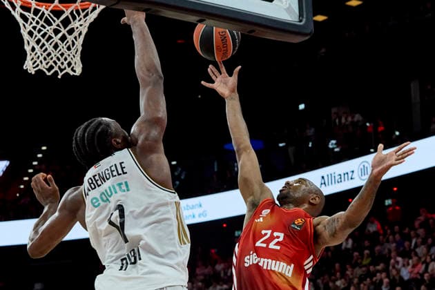 Turkish Airlines EuroLeague Basketball, FC Bayern Munich Basketball vs Dubai Basketball, Munich FC Bayern Basketball, Munich FC Bayern Basketball, Dubai Basketball, 2026 03 19 in Munich SAP Garden MIKE Isiaha FC Bayern Munich Forward F Nr22 BAY22 , KABENGELE Mfiondu Dubai Basketball Center C Nr17 DUB17 sportworld Munich SAP Garden Bayern Germany