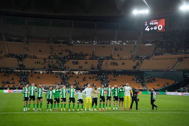 March 19, 2026, Sevilla, Sevilla, Spain: Players of Real Betis celebrates the victory during the UEFA Europa League 2025 26 Round of 16 Second Leg match between Real Betis Balompie and Panathinaikos FC at La Cartuja stadium on March 19, 2026, in Sevilla, Spain. Sevilla Spain - ZUMAa181 20260319_zaa_a181_229 Copyright: xJoaquinxCorcherox