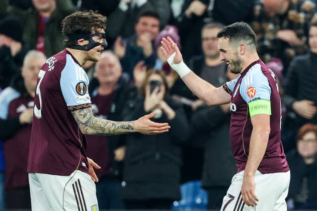 Aston Villa FC v Lille OSC - UEFA Europa League 2025 26 Round of 16 Second Leg John McGinn of Aston Villa (right) is congratulated for a goal during the UEFA Europa League Round of 16, 2nd Leg match between Aston Villa and Lille Olympique Sporting Club at Villa Park in Birmingham, England, on March 19, 2026. Birmingham West Midlands United Kingdom  Copyright: xMIxNewsx originalFilename:fletcher-astonvil260319_npHXH.jpg