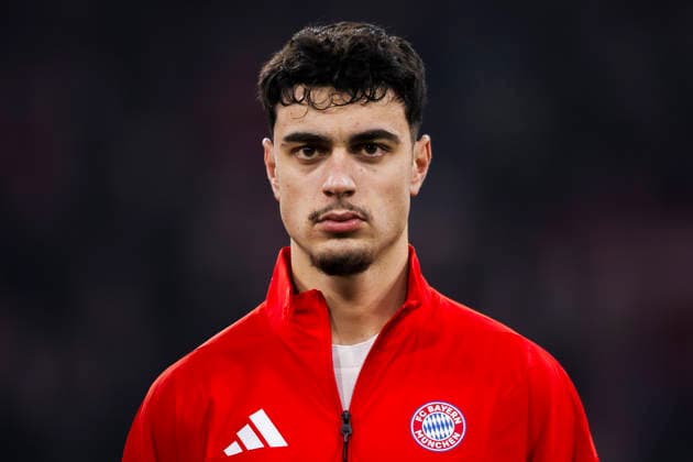 FC Bayern Munchen v Atalanta BC - UEFA Champions League Aleksandar Pavlovic of FC Bayern Munchen looks on prior to the UEFA Champions League 2025 26 knockout phase round of 16 second leg football match between FC Bayern Munchen and Atalanta BC. Munich Germany Copyright: xNicolòxCampox