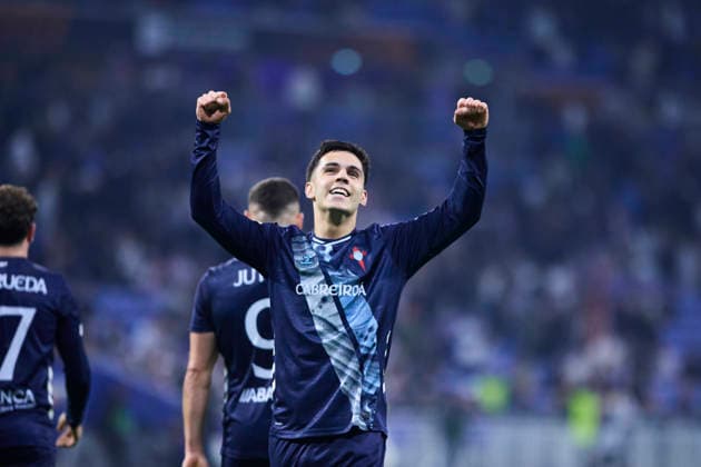 Olympique Lyonnais v Real Club Celta - Europa League DECINES-CHARPIEU, FRANCE - MARCH 19: Hugo Sotelo of Celta de Vigo celebrates the victory during the UEFA Europa League 2025 26 Round of 16 Second Leg match between Olympique Lyonnais and Real Club Celta at OL Stadium on March 19, 2026 in Decines-Charpieu, France. DECINES-CHARPIEU OL Stadium Spain Copyright: xDiegoxSimonx