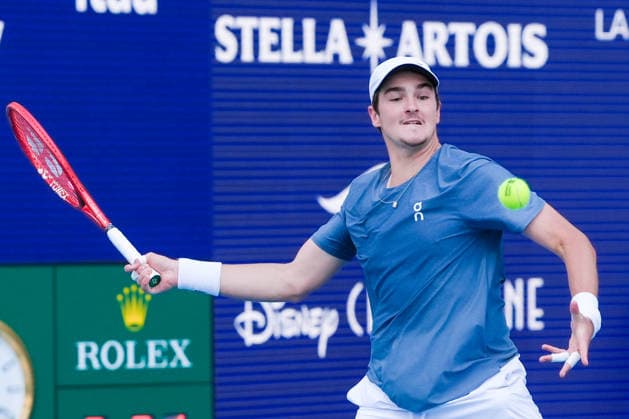 March 19, 2026, Miami Gardens, Florida, USA: Joao Fonseca (BRA) returns a shot to Fabian Marozsan (not pictured) during the mens first round of the 2026 Miami Open presented by Itau at Hard Rock Stadium. Miami Gardens USA - ZUMAw109 20260319_fap_w109_028 Copyright: xDebbyxWongx