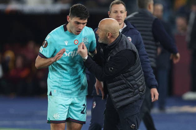 CALCIO - UEFA Europa League - AS Roma vs Bologna FC Rome, Italy - March 19, 2025: Nicolo Cambiaghi (Winger) of Bologna FC 1909 score the goal 3-4 and celebrate with the teammates during the UEFA Europe League 2025 2026, Round of 16 second leg, between AS Roma vs Bologna FC 1909 at stadium in Rome Roma Italy  Copyright: xIPAxSport ABACAx